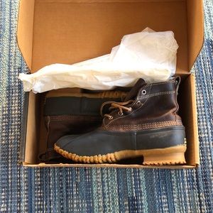 NWT Eddie Bauer men’s duck boots 🥾